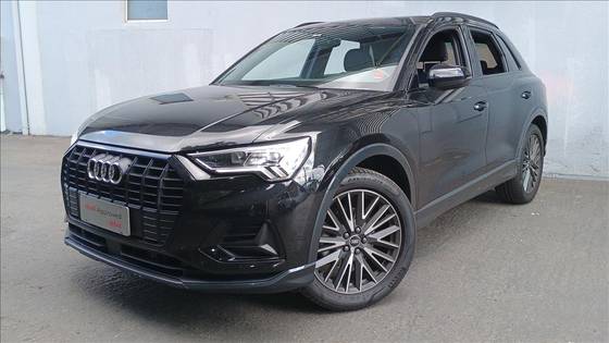 AUDI Q3 2021