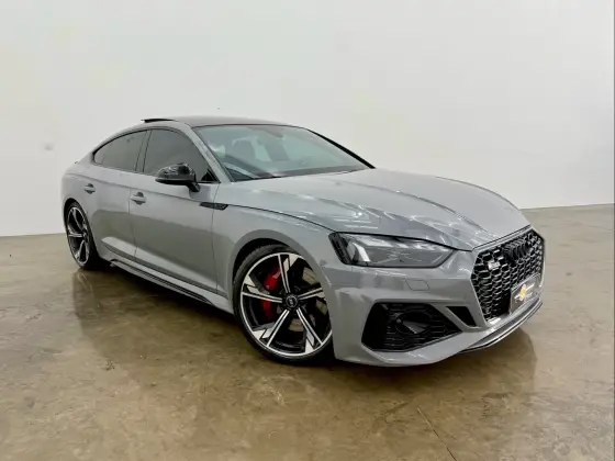 AUDI RS5 2021