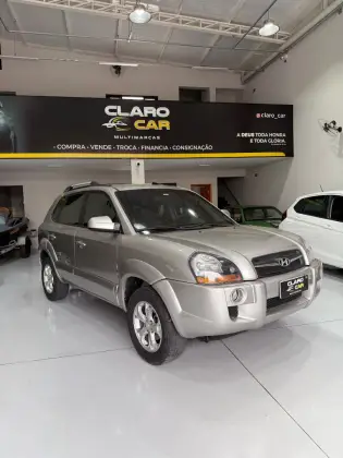 HYUNDAI TUCSON 2012