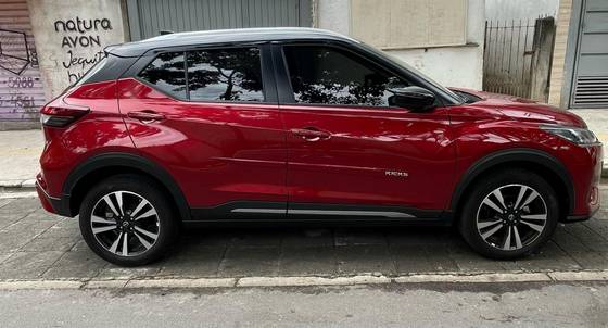 NISSAN KICKS 2024