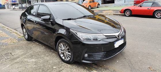 TOYOTA COROLLA 2018