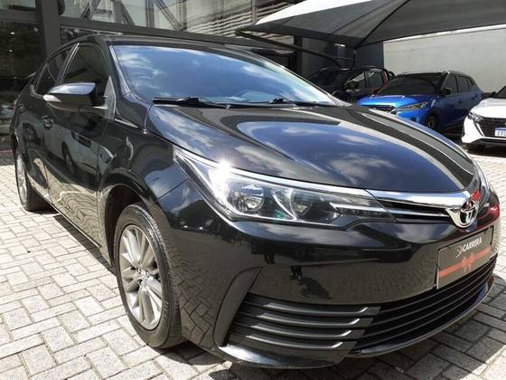 TOYOTA COROLLA 2018