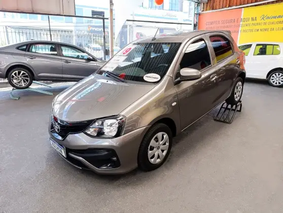 TOYOTA ETIOS 2019