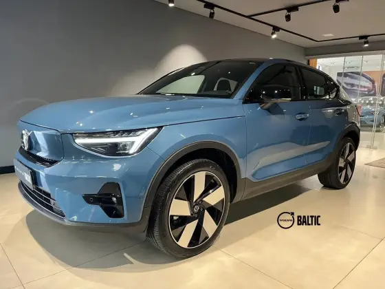 VOLVO C40 2024