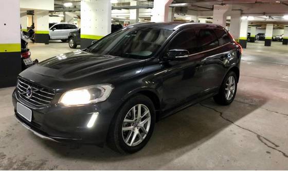 VOLVO XC60 2016
