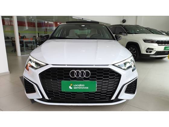 AUDI A3 2024