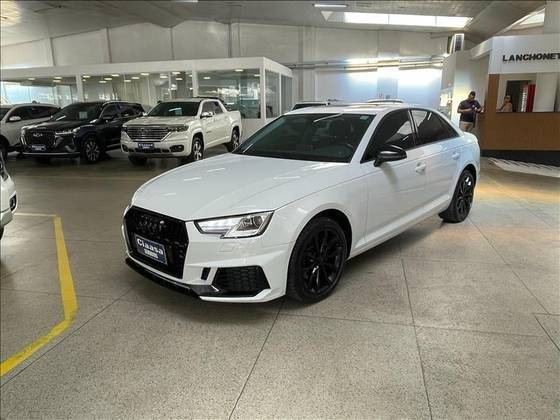 AUDI A4 2017