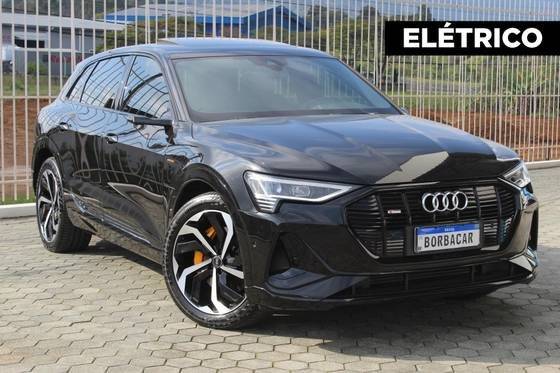 AUDI E-TRON 2021