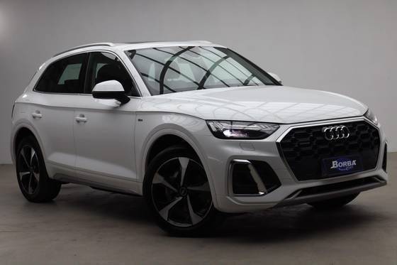 AUDI Q5 2022