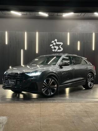 AUDI Q8 2023