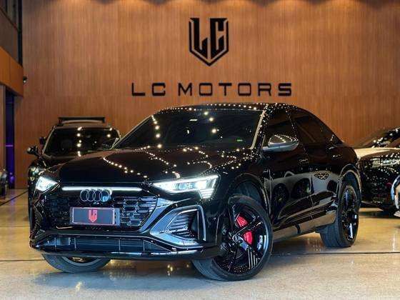 AUDI Q8 E-TRON 2024