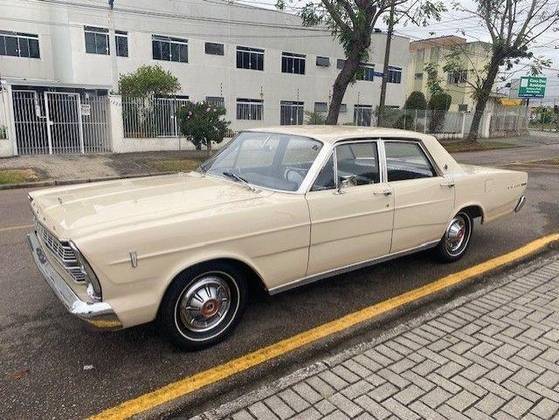 FORD GALAXIE 1968