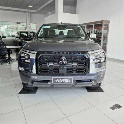 MITSUBISHI TRITON 2026