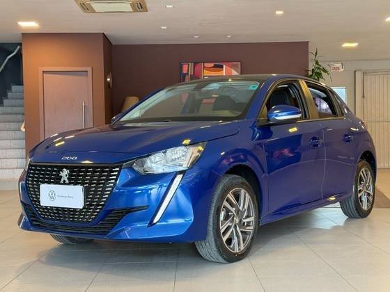 PEUGEOT 208 2021