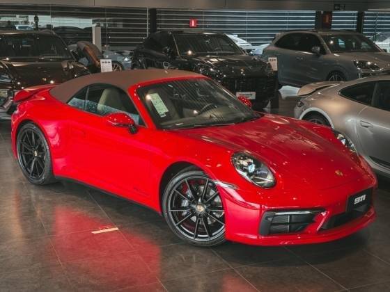 PORSCHE 911 2024
