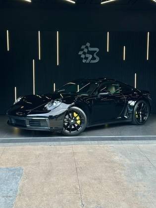 PORSCHE 911 2021