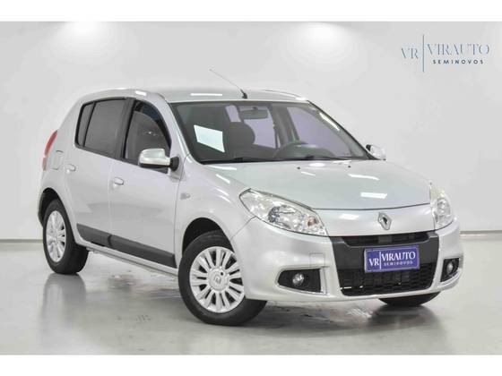 RENAULT SANDERO 2013