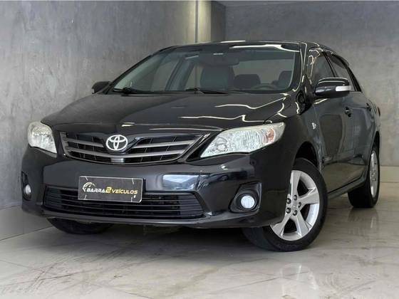 TOYOTA COROLLA 2013