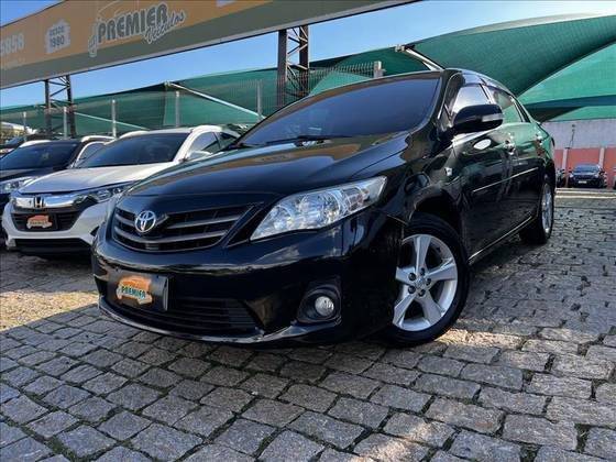 TOYOTA COROLLA 2012