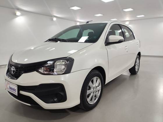 TOYOTA ETIOS 2020