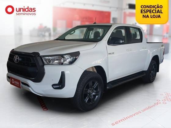 TOYOTA HILUX 2024