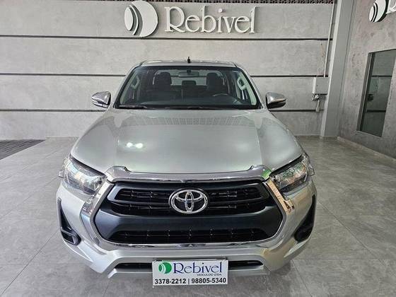 TOYOTA HILUX 2021
