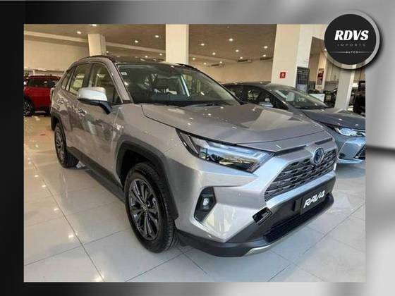 TOYOTA RAV4 2024
