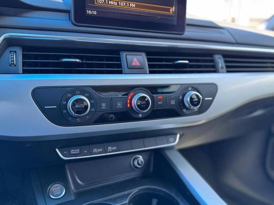 AUDI A4 2018