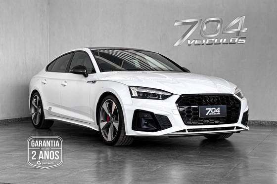 AUDI A5 2023