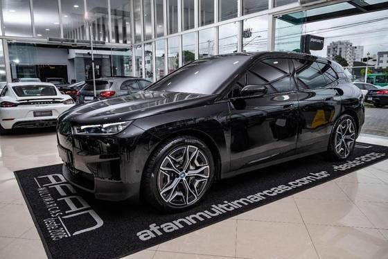 BMW iX 2024