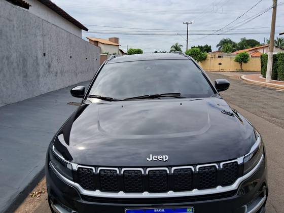 JEEP COMMANDER 2025