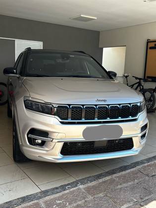JEEP COMMANDER 2022