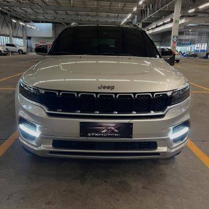 JEEP COMMANDER 2022