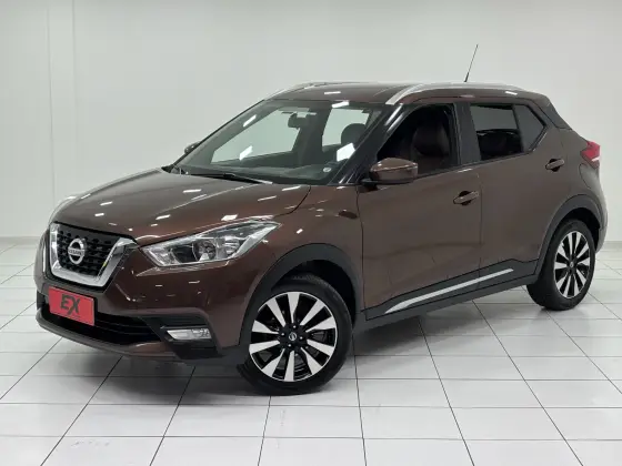 NISSAN KICKS 2019