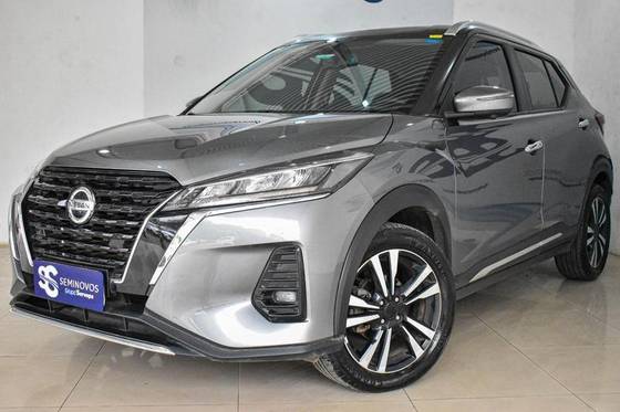 NISSAN KICKS 2022