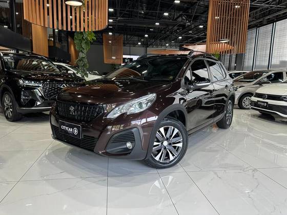 PEUGEOT 2008 2021
