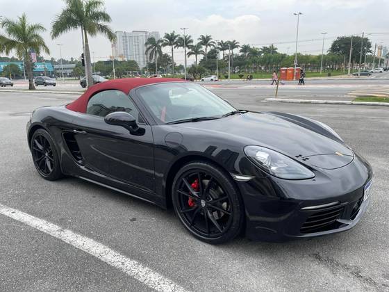 PORSCHE 718 2019
