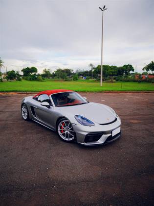 PORSCHE 718 2021