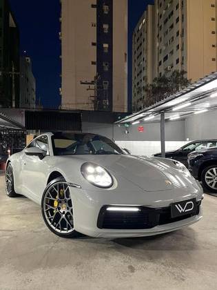 PORSCHE 911 2021