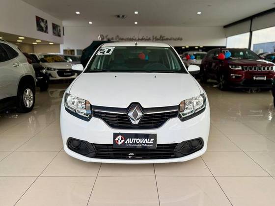 RENAULT LOGAN 2020