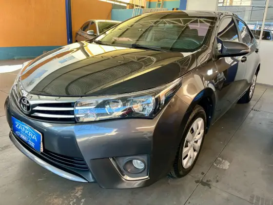 TOYOTA COROLLA 2017