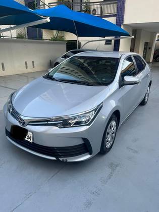 TOYOTA COROLLA 2018