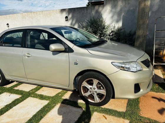TOYOTA COROLLA 2013