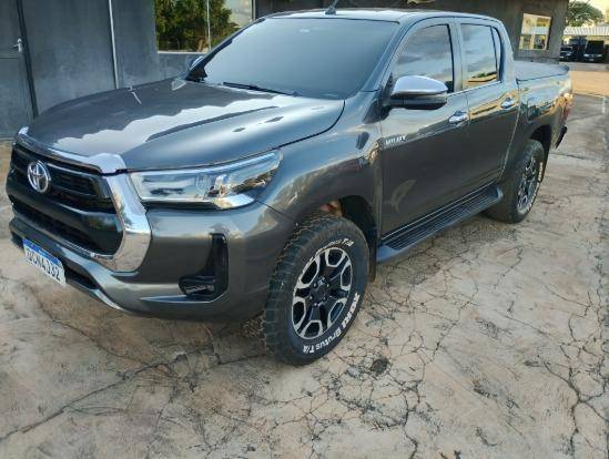 TOYOTA HILUX 2020