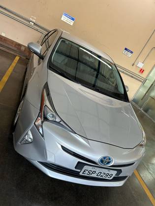 TOYOTA PRIUS 2018