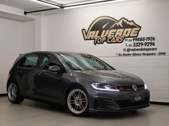 VOLKSWAGEN GOLF 2019