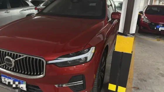 VOLVO XC60 2023