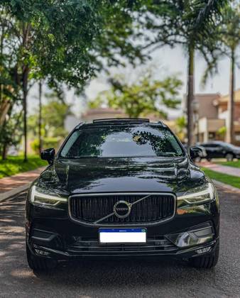 VOLVO XC60 2019