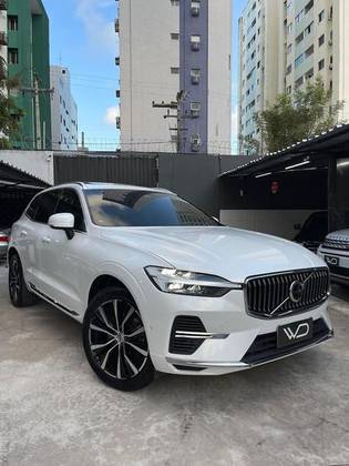 VOLVO XC60 2023