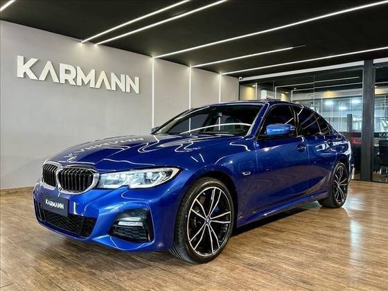 BMW 330e 2022